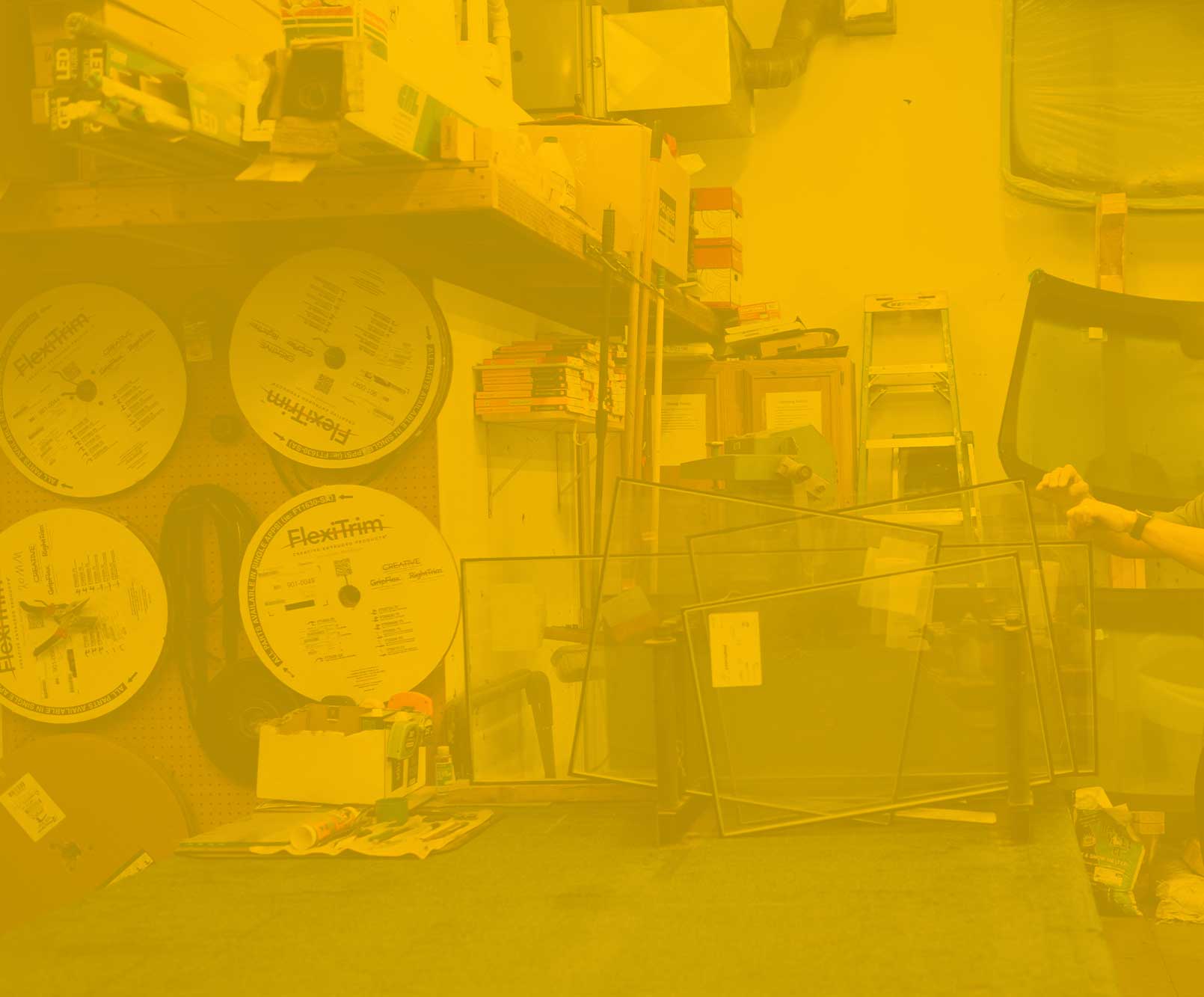 F29(1of1)-yellow_overlay